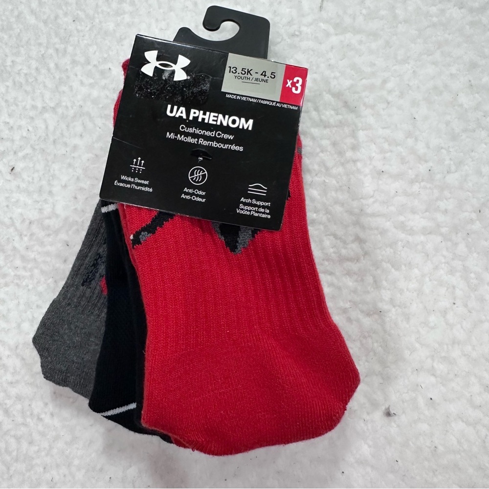 Under Armour UA Phenom Cushioned Crew Socks - Red, Black, Gray